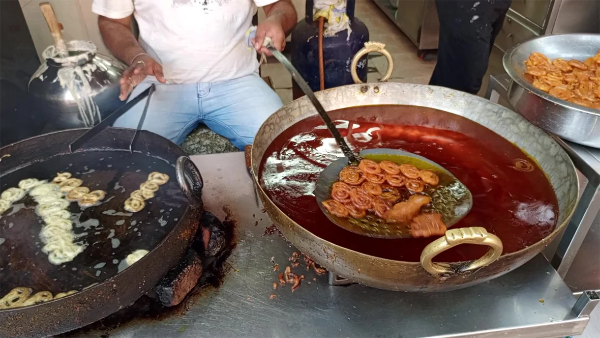 The art of Jalebi making
